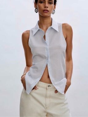 NWT MANGO Striped Textured Sleeveless Light Blue&White Button-Down Shirt Size 4